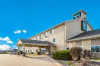 2 5 Star Hotels In East Moline Quality Inn Suites Eldridge Image