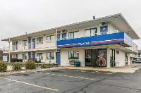 2 Star Hotels In Beloit Motel 6 Janesville Image