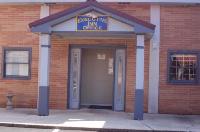 2 Star Hotels In Shelbyville Executive Inn Image