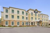 2 Star Hotels In Edna Days Inn By Wyndham Victoria Image