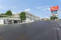 2 Star Hotels In Brandenburg Econo Lodge Fort Knox Image