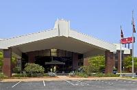 Hotels In East Moline Illinois Priceline Ramada Bettendorf Image