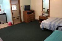 Hotels In Lackawaxen Pennsylvania Priceline Fosterdale Motor Lodge Image